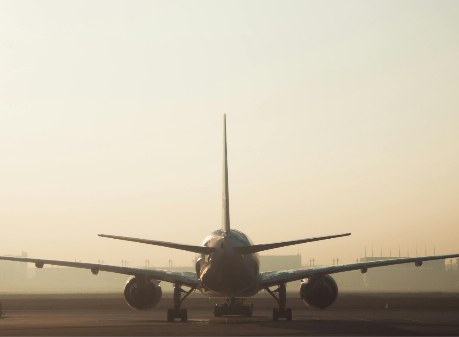 Greenwashing im Flug- und Schiffsverkehr: CLAW fechtet EU-Taxonomie an